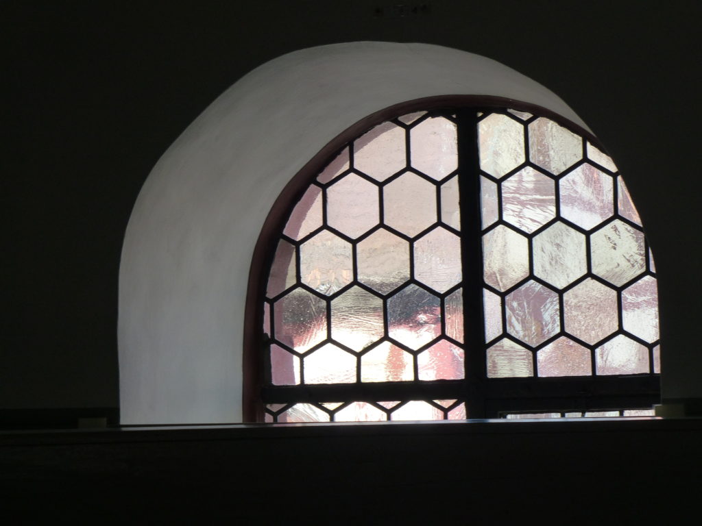 Oberer Teil eines Kirchenfensters