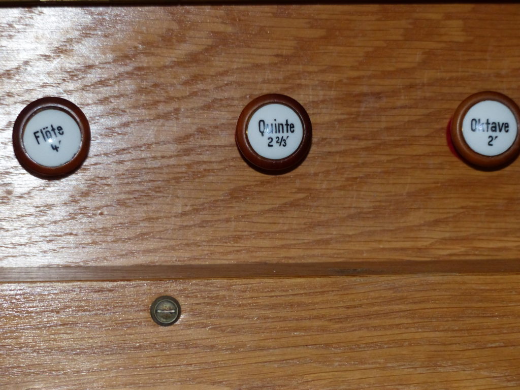 Bedienelemente der Orgel